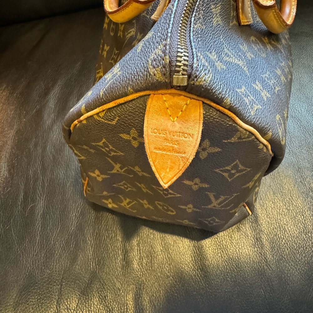 Lv Speedy Handbag - image 3